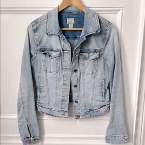 Guess Light Blue Denim Jacket